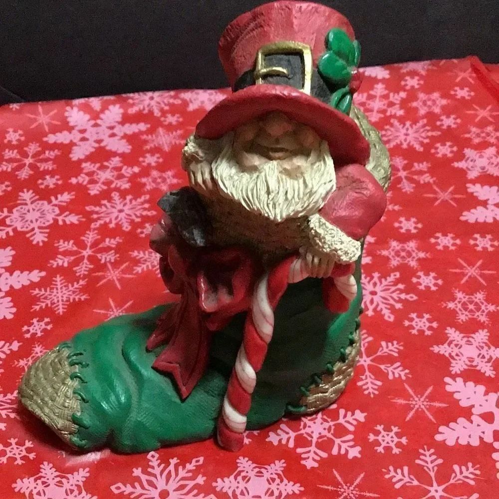Rare vintage Christmas guardian of the Blarney Stone by Finnians, Roman
